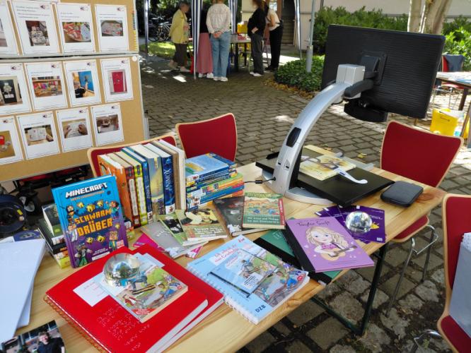 Stand des LBZ Hermann von Helmholtz bei der DZB